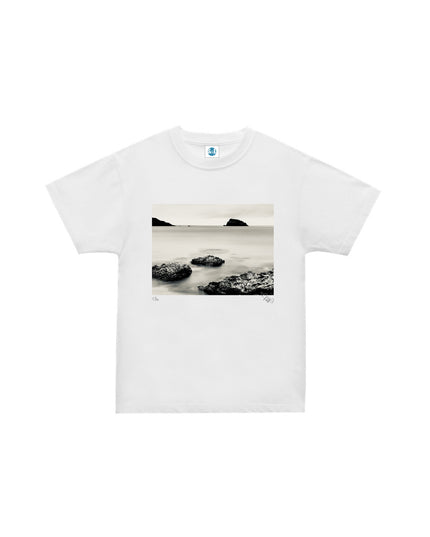 限定25着 越谷喜隆 受注生産Tシャツ Landscape with View of Rocks and Islands